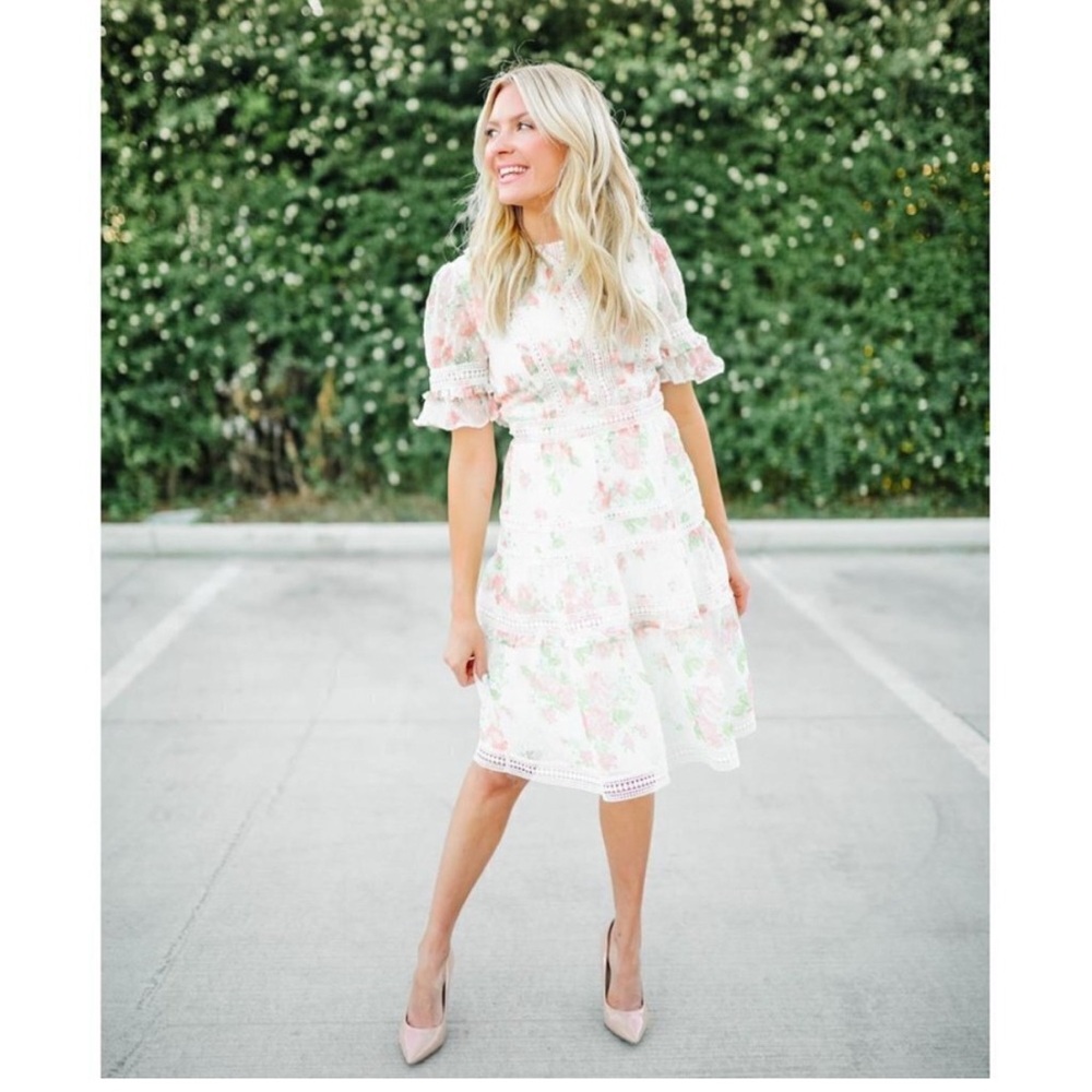 RACHEL PARCELL Ivory Fall Bouquet Dress in Floral Size medium